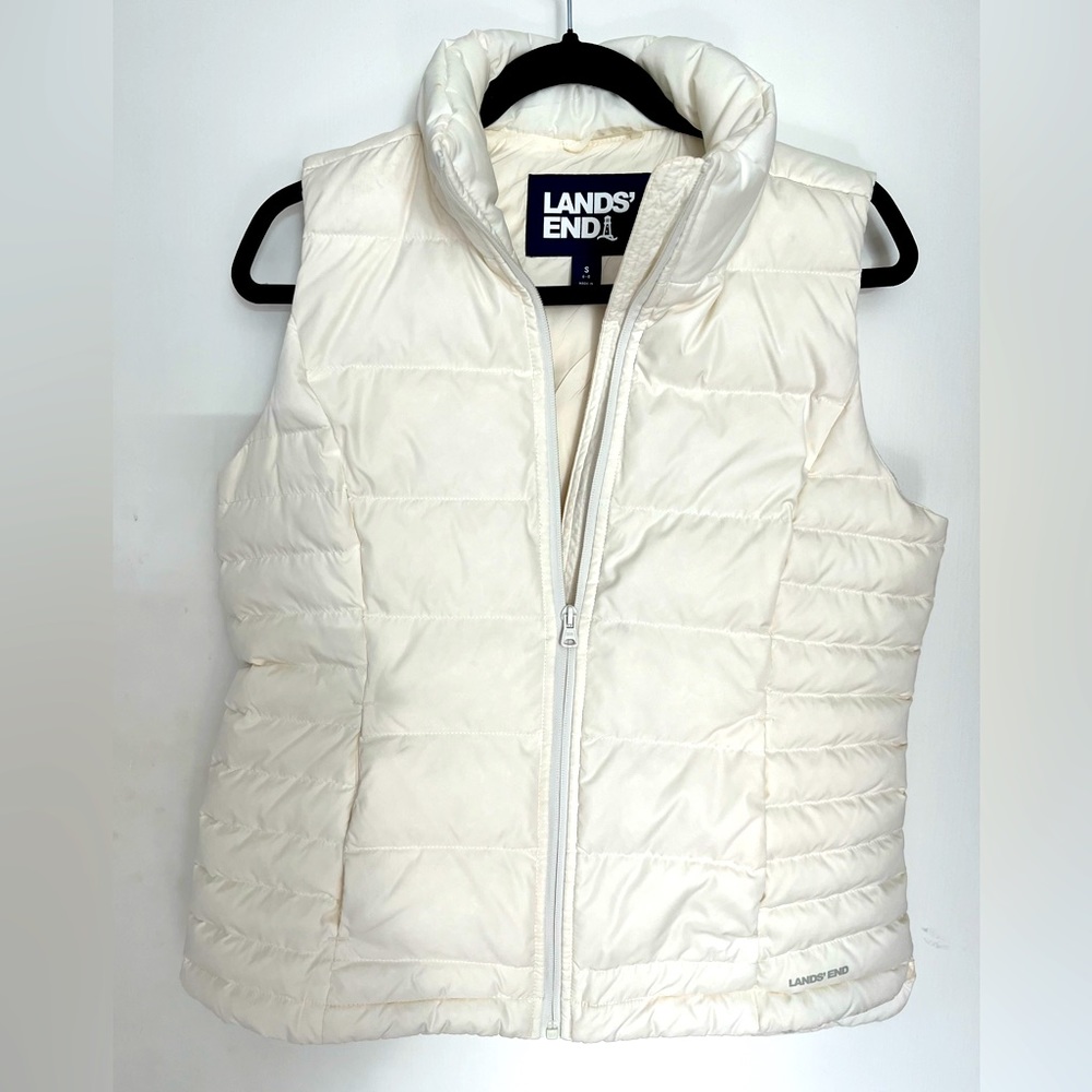 Lands' End Women's Outerwear Down Puffer Vest size small(fits like a medium)
